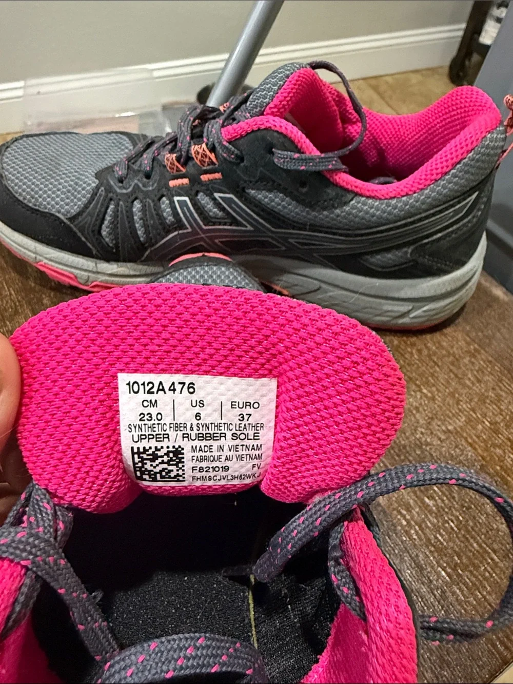 Asics Gray and Hot Pink Women's Athletic Running Shoes size 6